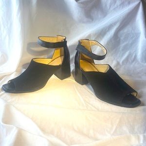 Women’s black dress heel size 8.5